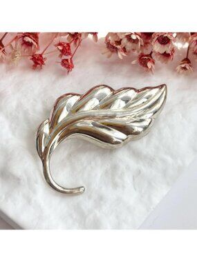 Art Nouveau High Polished Leaf 3D Sterling Silver Vintage 925 Brooch Pin